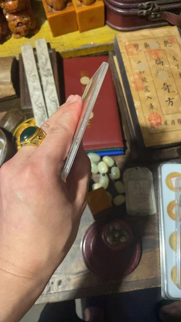 一篇红精品摆件链接