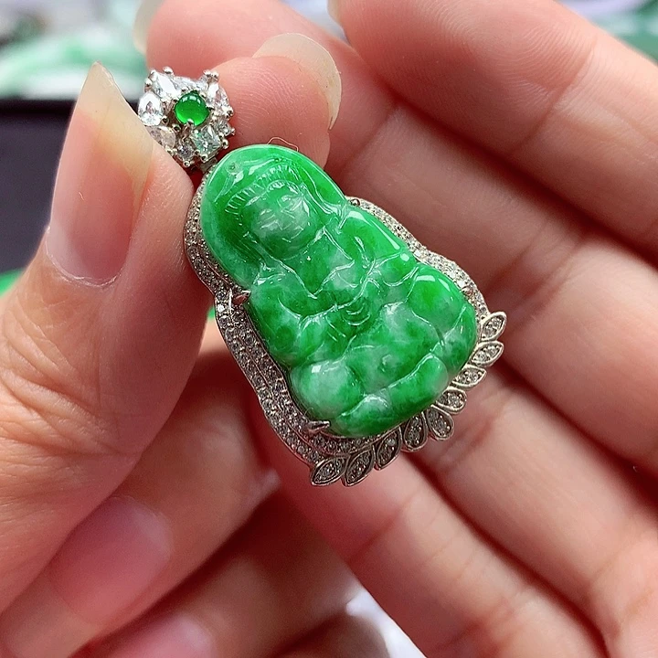 翡翠银S925镶嵌颈饰翡翠