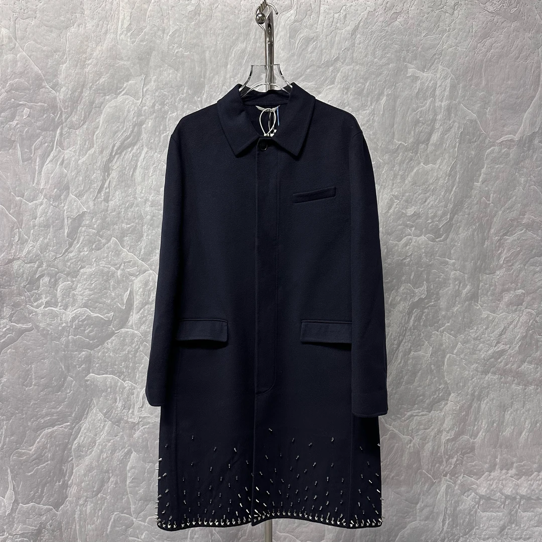 未使用 Valentino/华伦天奴 长款铆钉羊毛大衣S码 D12500