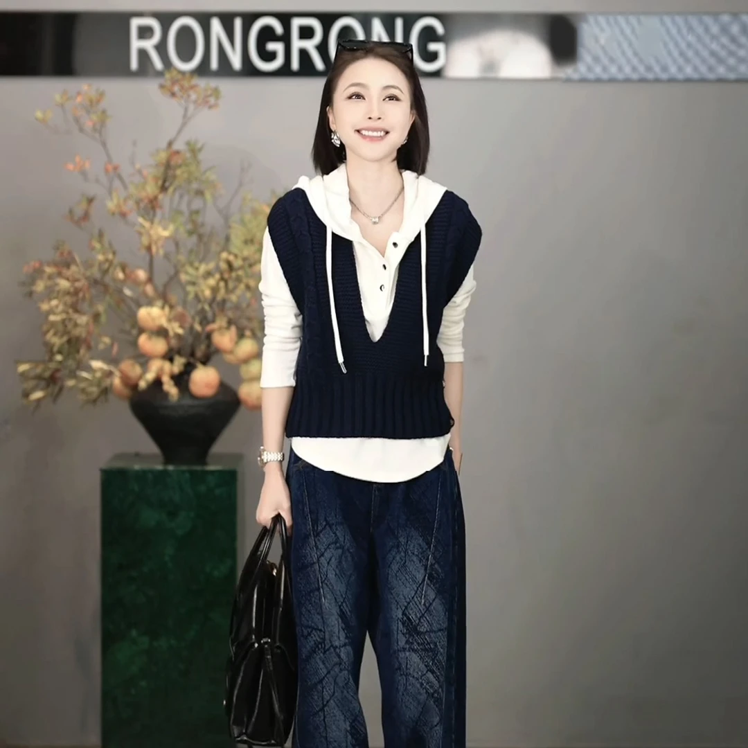 溶溶【星屿墨蓝】RONGRONG 绵羊毛混纺立体织花背心羊毛衫RRF51095