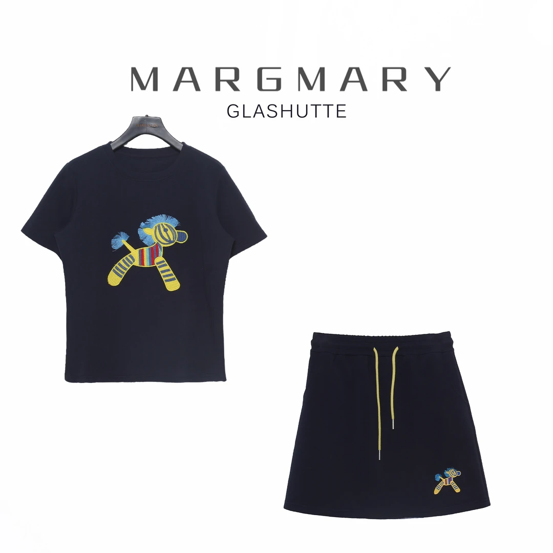 2025夏季设计师新款休闲时尚百搭潮流舒适显瘦女款短袖套装