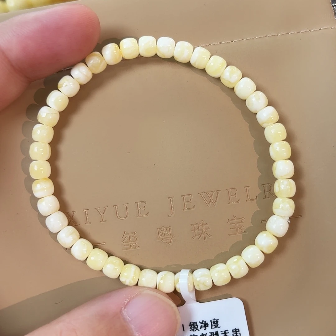 蜜蜡未镶嵌裸石124000000000