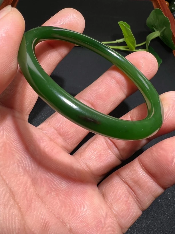 俄七号坑手镯浓阳绿冰底细条四个晶体点小红皮图一圈口54.1*6.2m