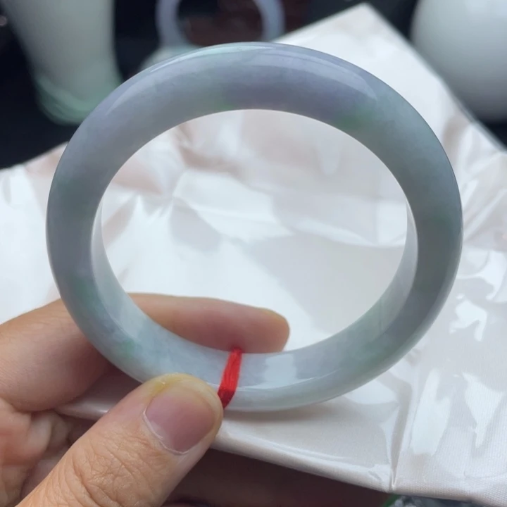 翡翠未镶嵌手镯翡翠手镯57.7有纹