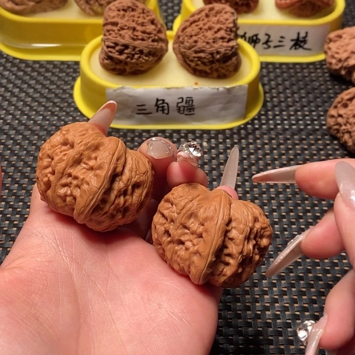 文玩核桃吊坠43元宝