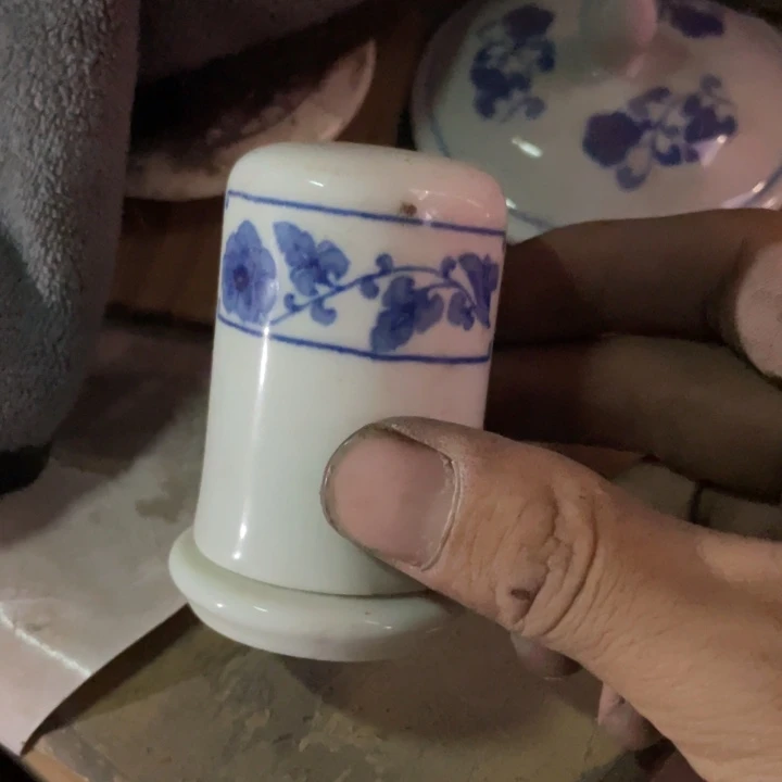 摆件陶瓷艺术盘子碗都有