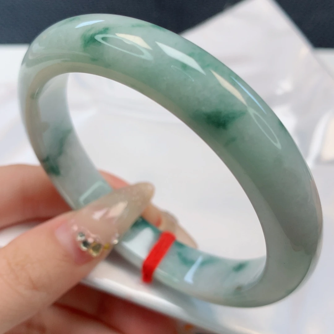 【闪购商品】翡翠手镯未镶嵌59圈
