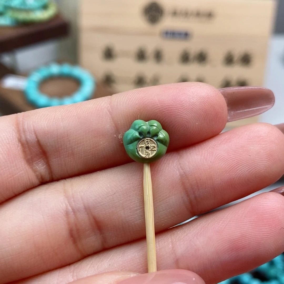 绿松石雕刻未镶嵌