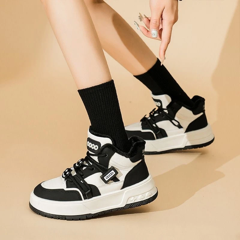 XB23D54360冬季热销休闲鞋简约风时尚百搭高帮鞋日常通勤板鞋