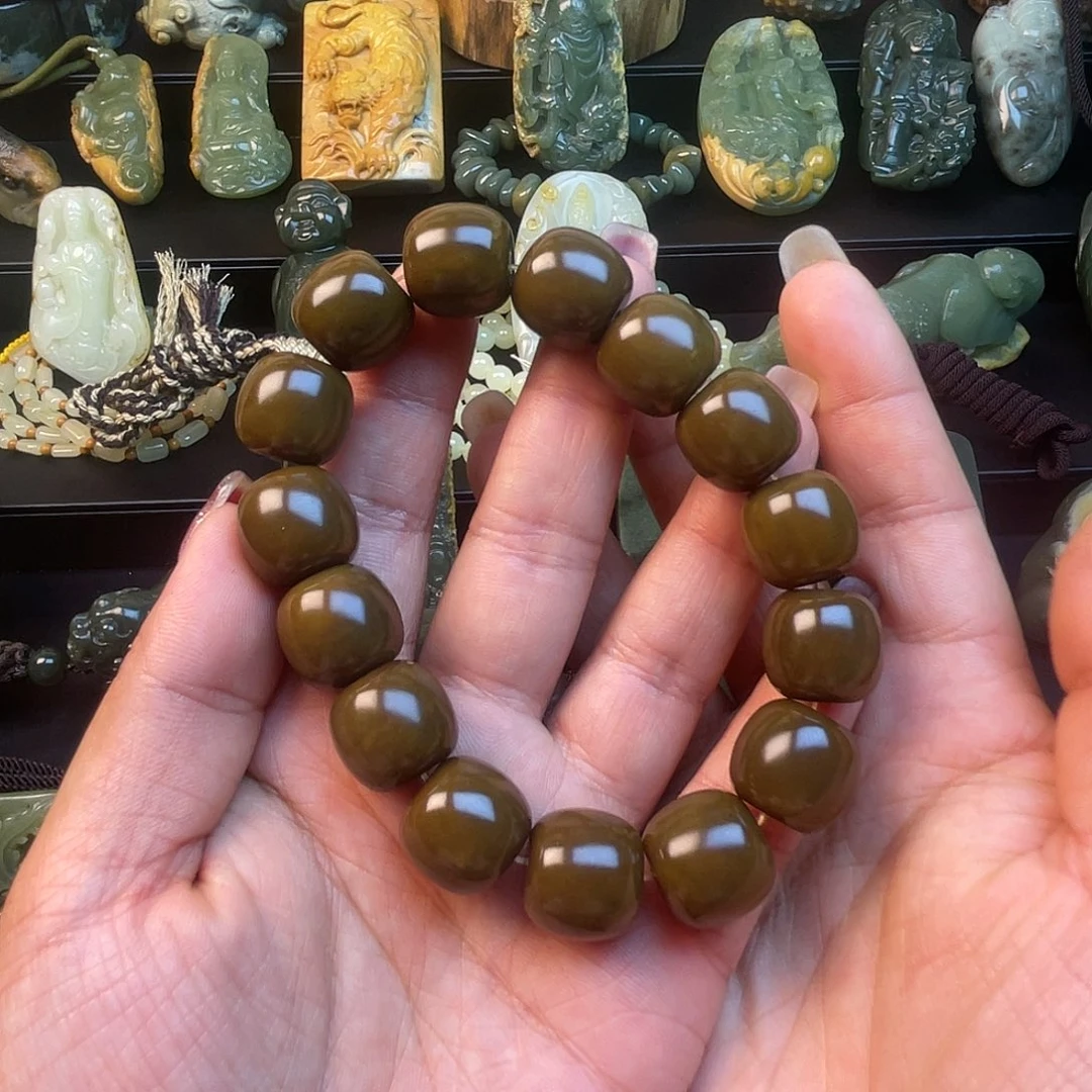 透闪石质玉未镶嵌手链