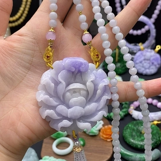 翡翠未镶嵌颈饰翡翠吊坠