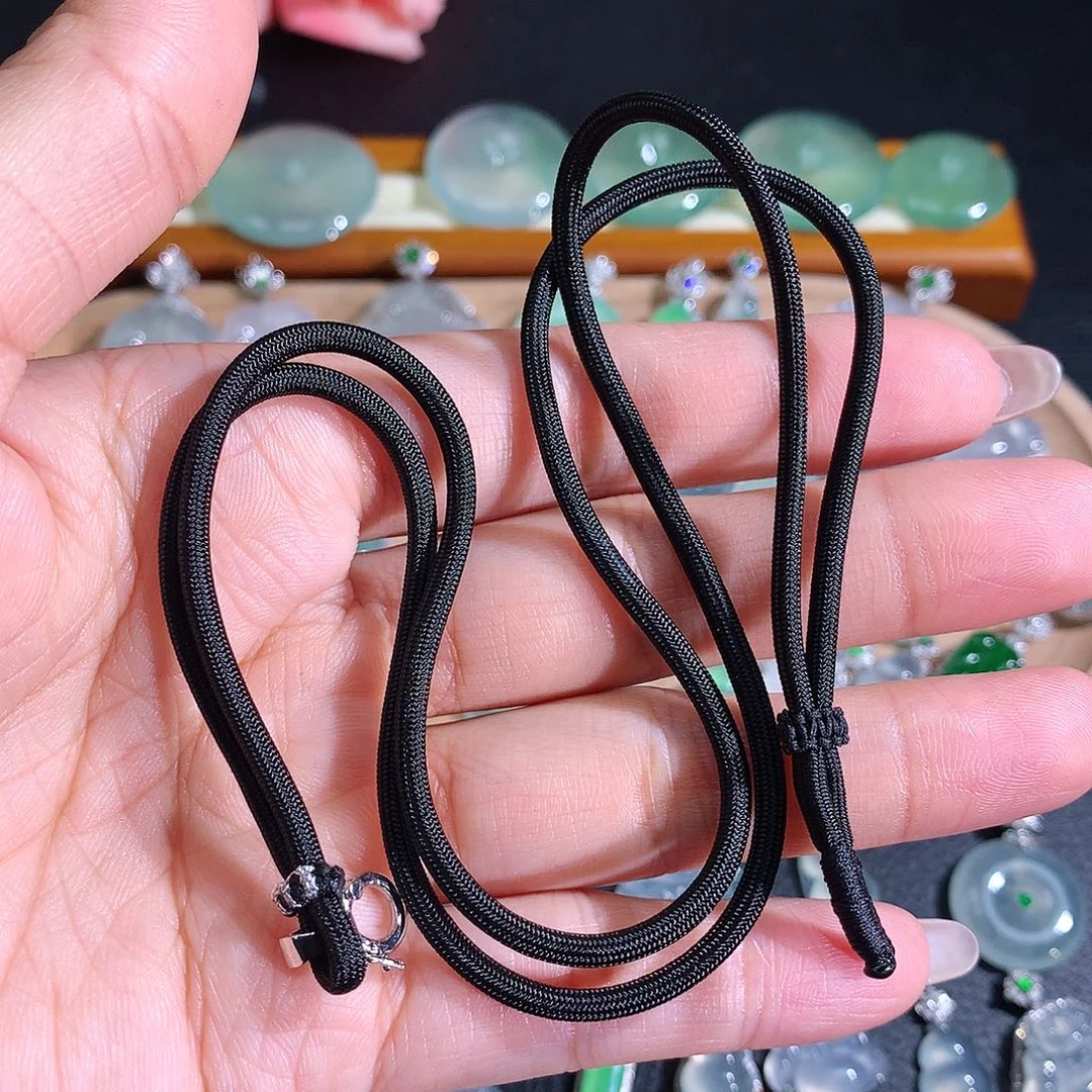 ****…翡翠18K金镶嵌颈饰翡翠