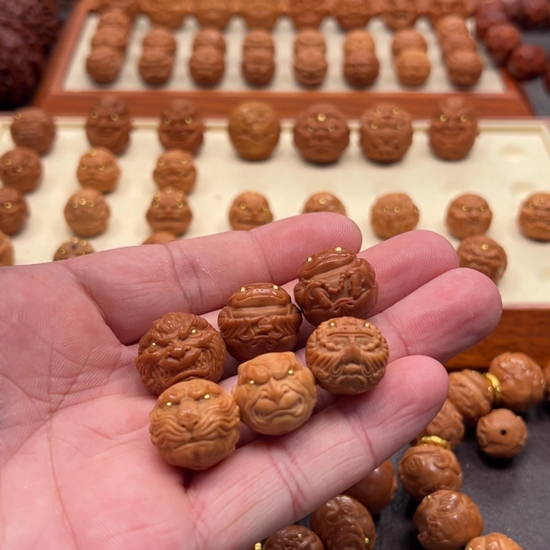 A****王生肖猴虎羊蟾仙六颗