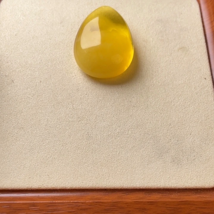 未镶嵌琥珀裸石好