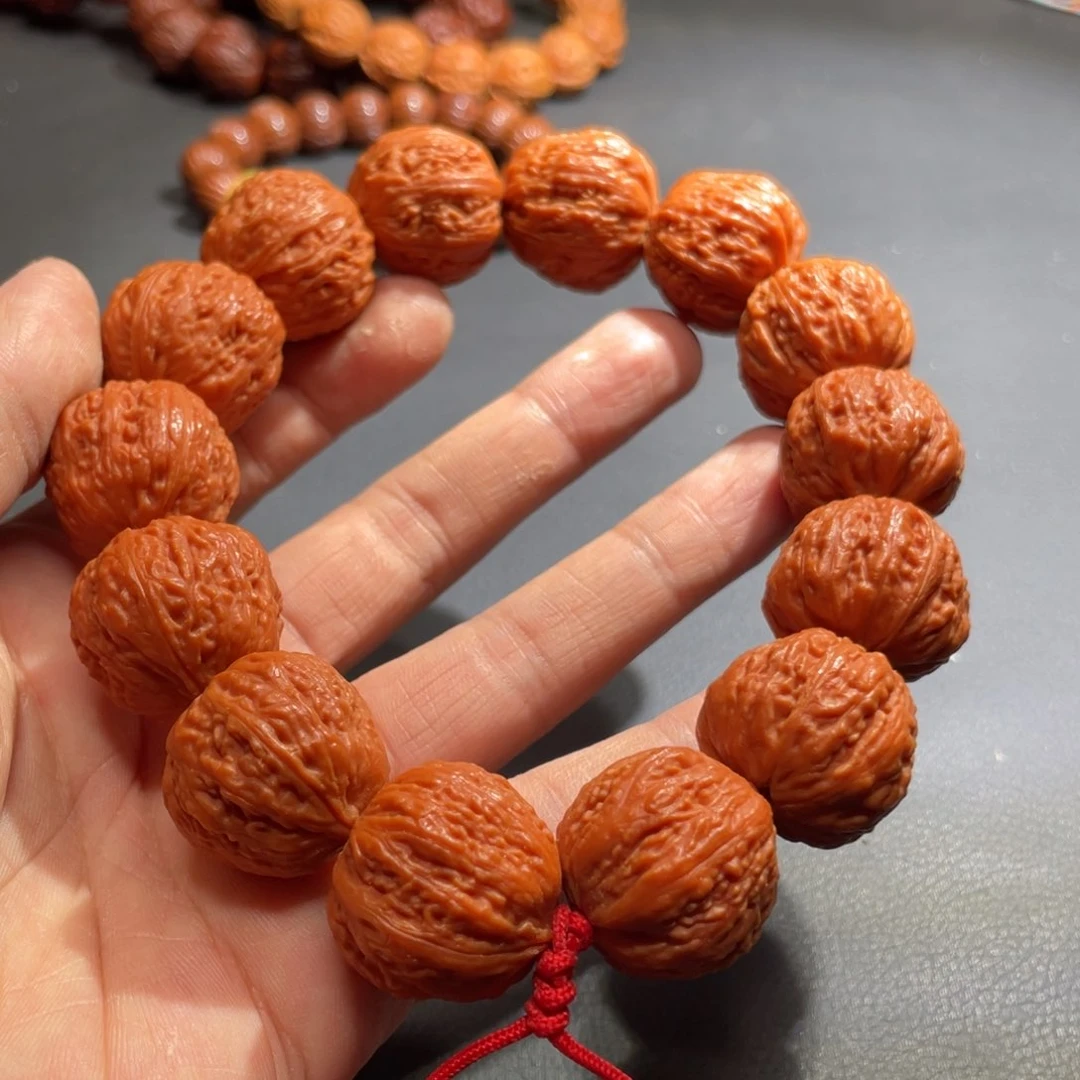 文玩核桃手串道****鱼核桃
