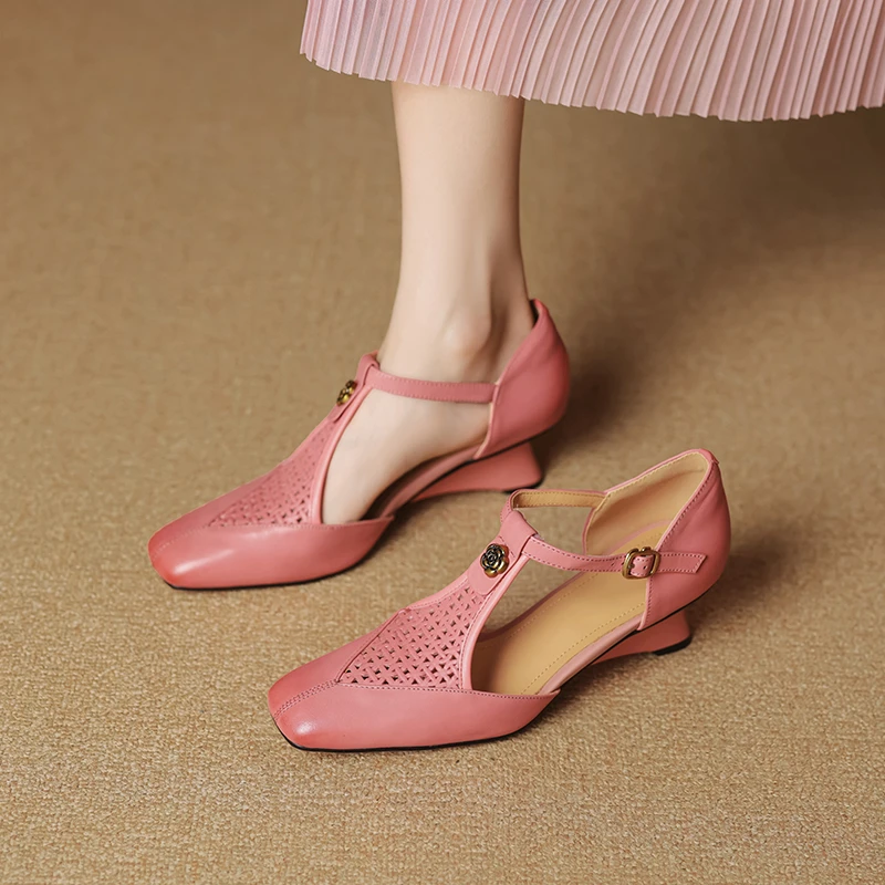 牛皮/跟高5.5cm/2025新款夏季真皮包头高跟镂空软面软底凉鞋女