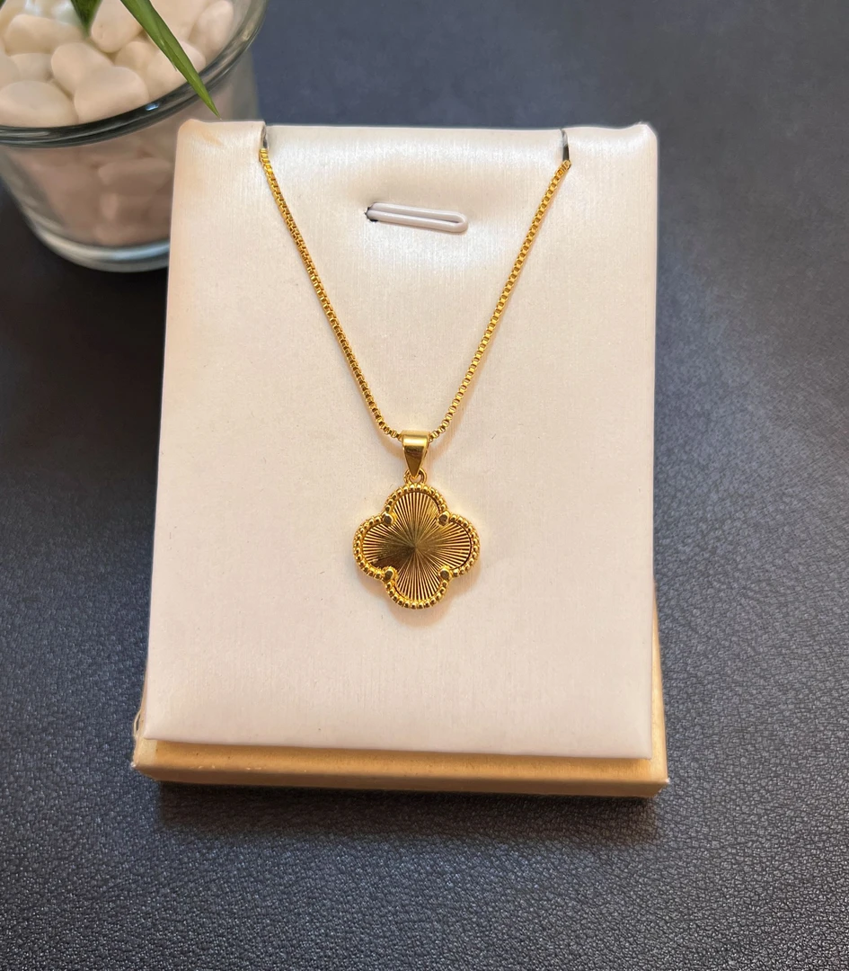 钨金项链 四叶花时尚项链m扣