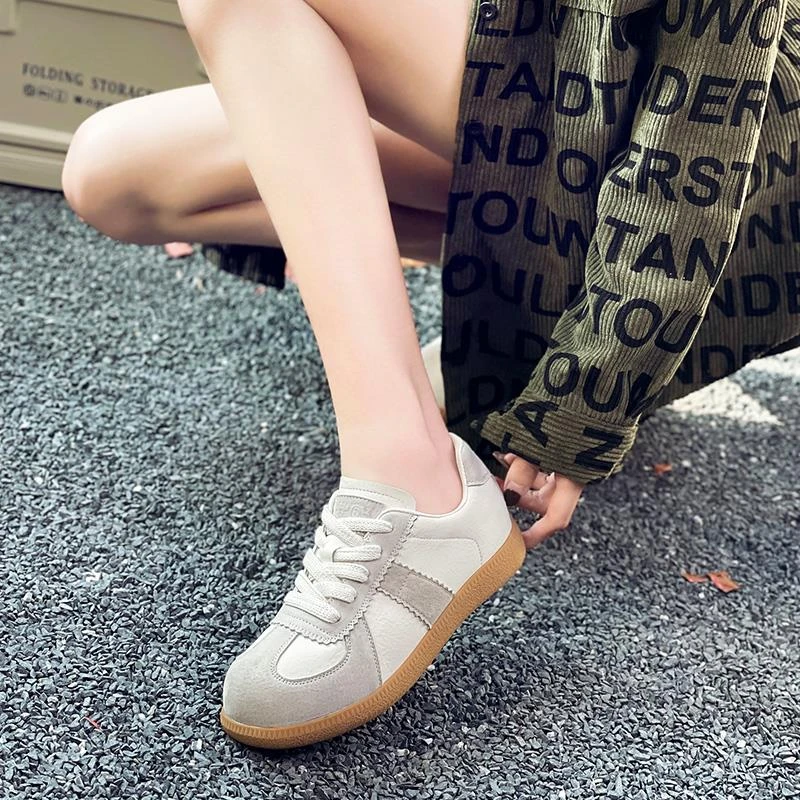港风真皮德训小白鞋女2025新款春秋季薄款阿甘鞋透气运动休闲板鞋