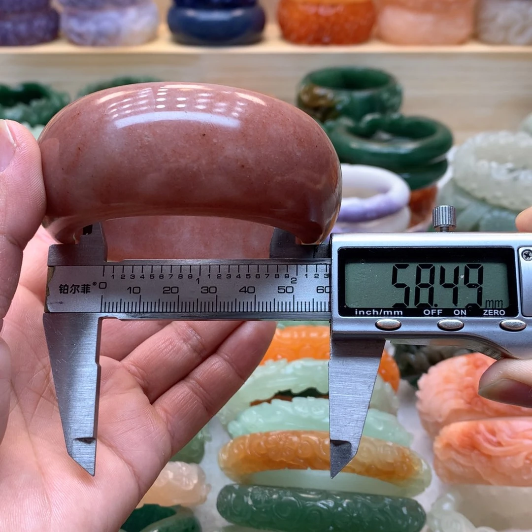 未镶嵌手镯石英质玉