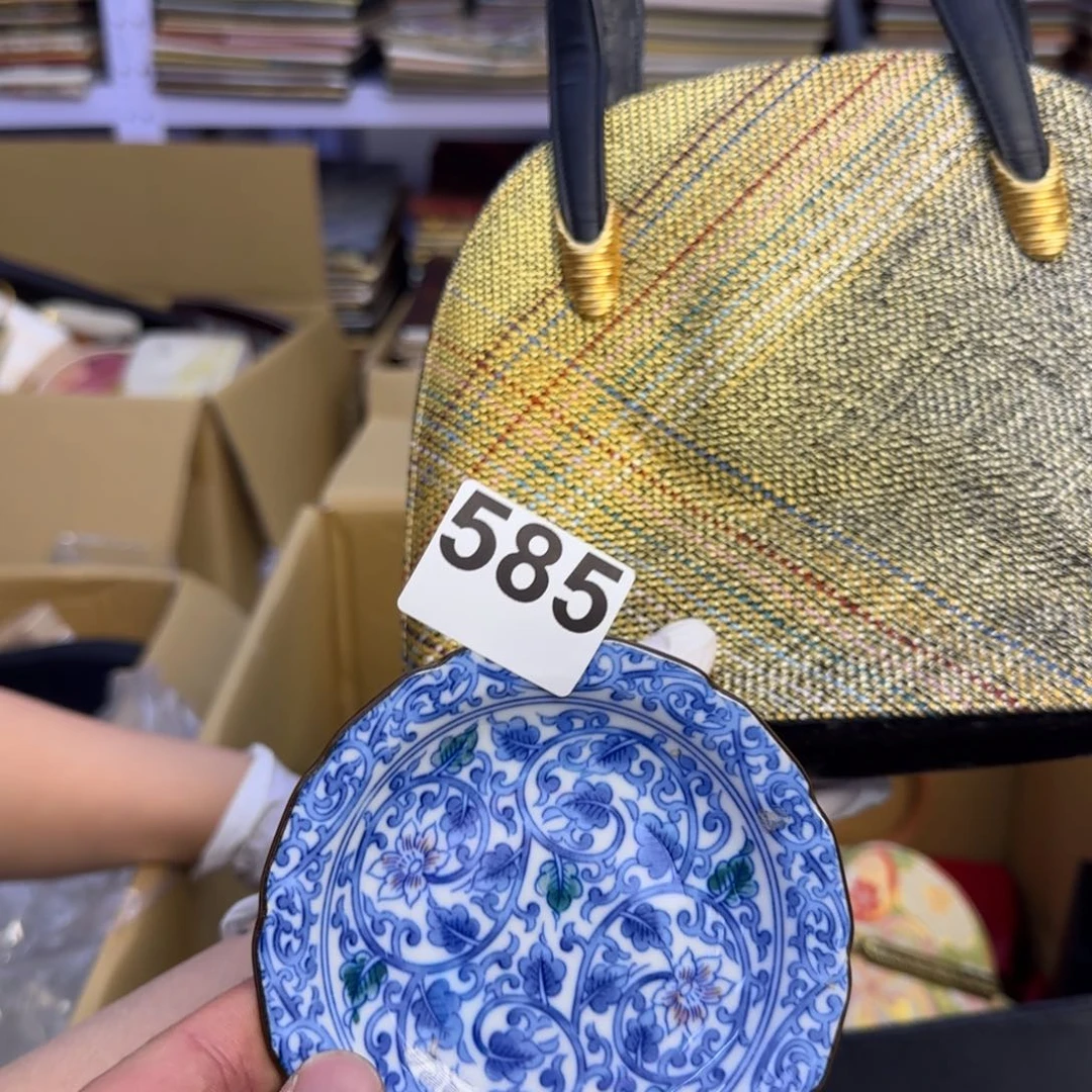 手工艺品钧瓷芳****作小雨