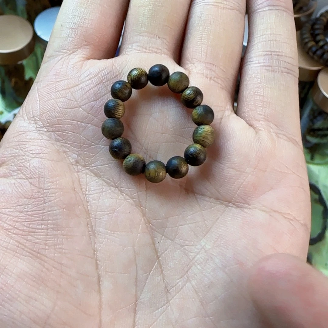 沉香沉香碎屑奇楠沉香碎戒指05