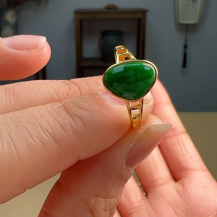 翡翠戒指银S925镶嵌淡****）戒指