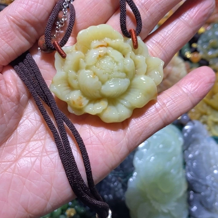 岫玉岫玉吊坠未镶嵌