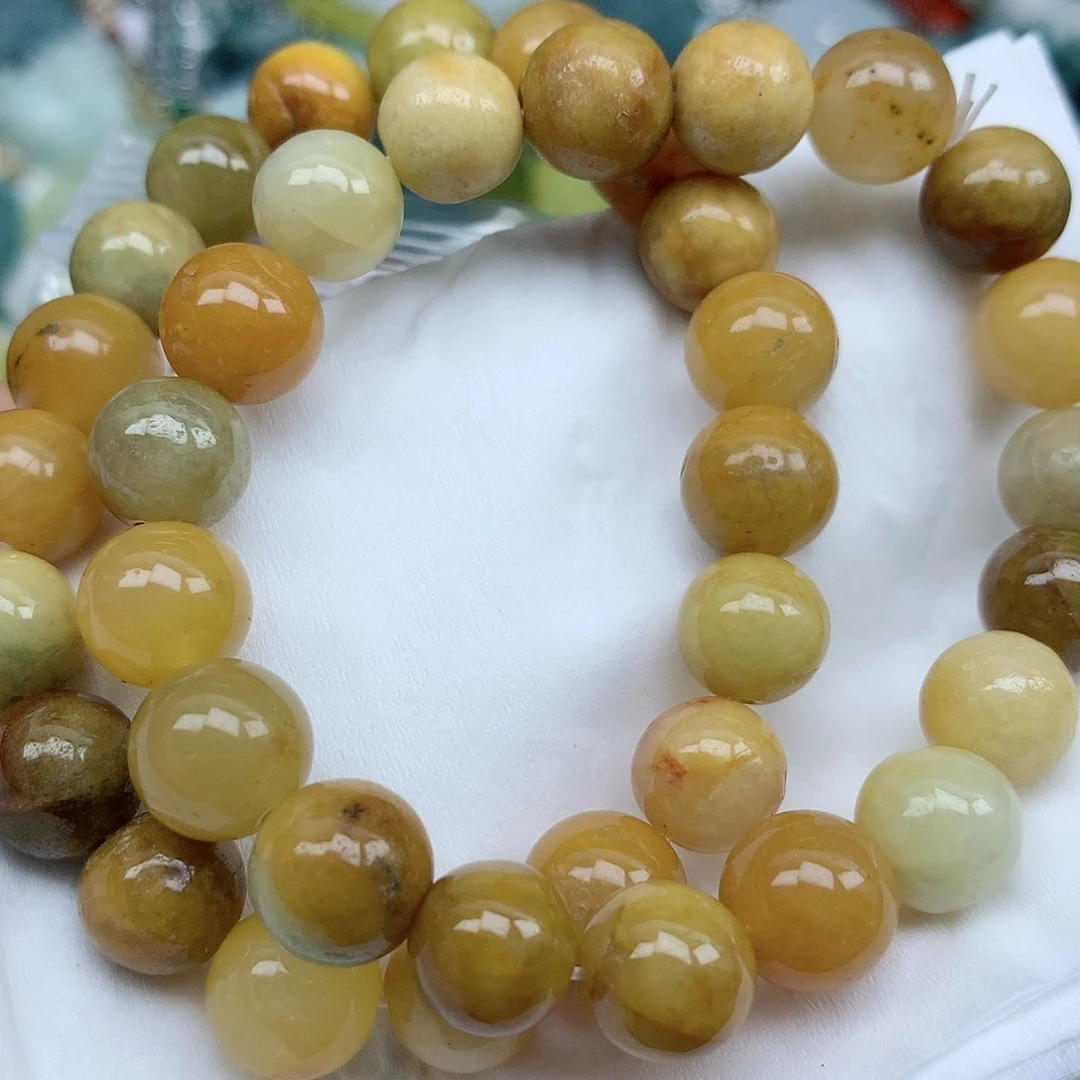 翡翠颈饰未镶嵌手串