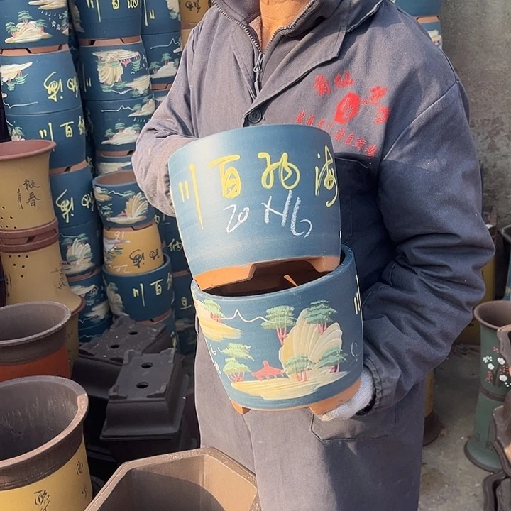 紫砂紫砂花盆和一座古