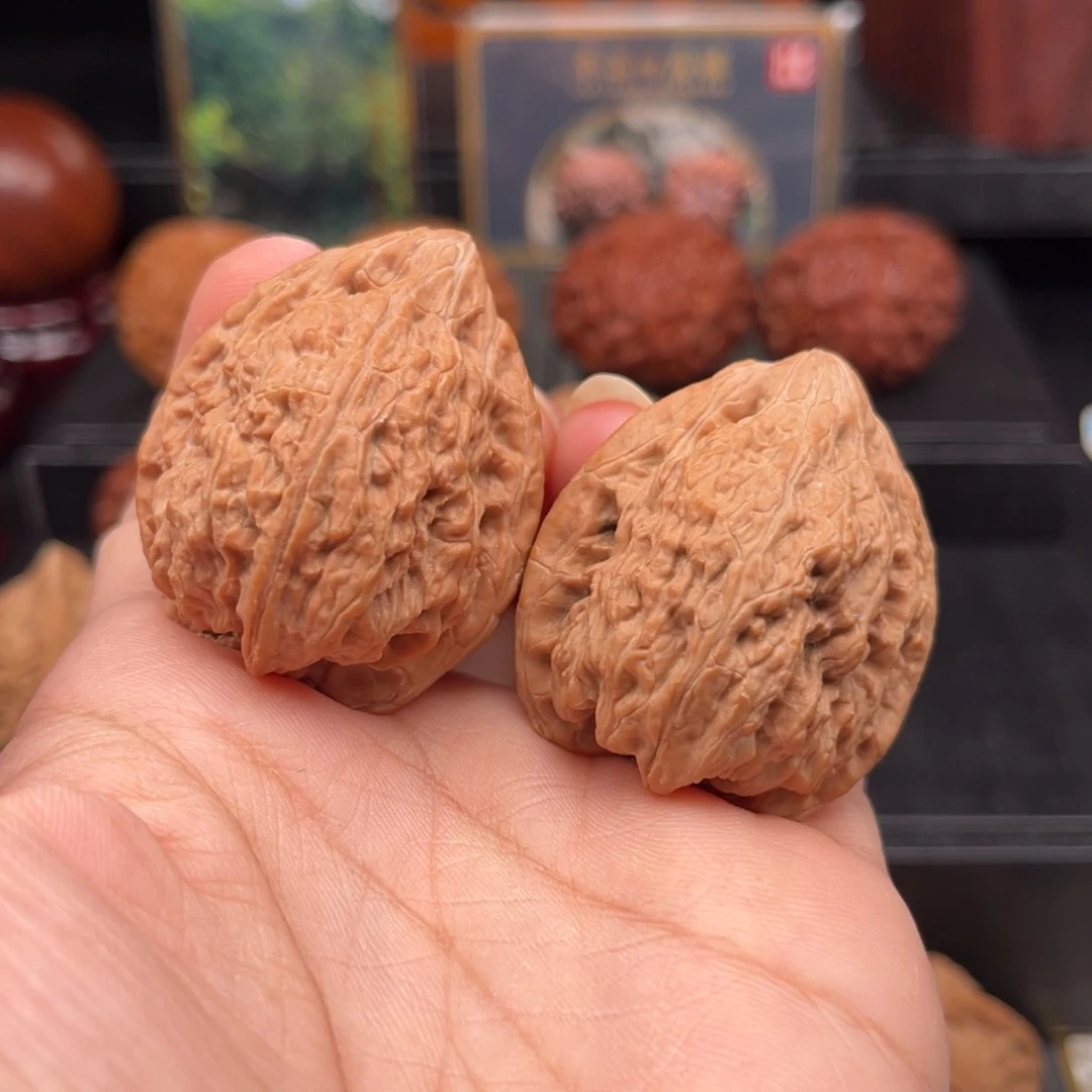 【闪购商品】吊坠文玩核桃石姬35