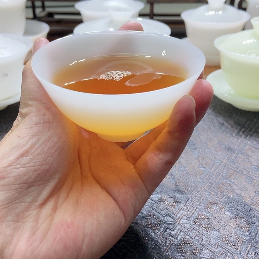 【闪购商品】我想和她好好聊聊呢可是他没有在
