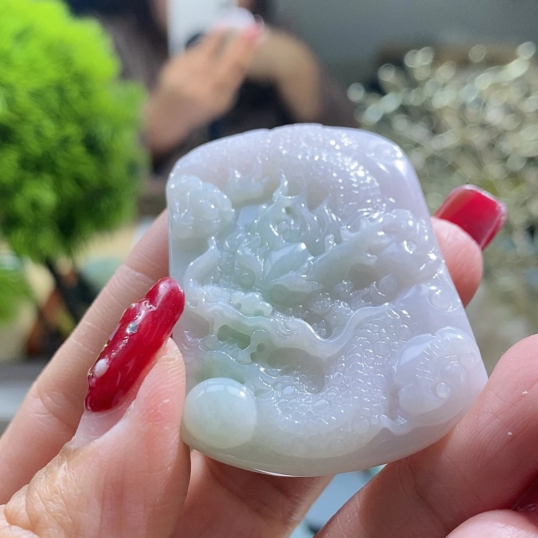 【闪购商品】翡翠颈饰未镶嵌龙牌