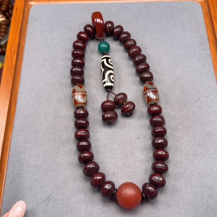 凤眼菩提吊坠凤眼