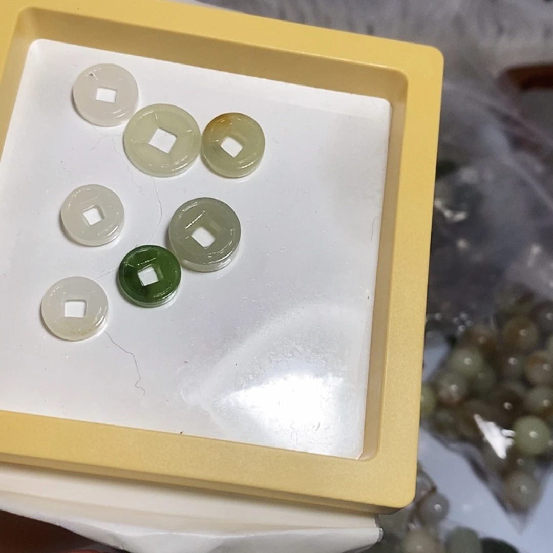 和田玉未镶嵌手链微瑕打包处理不退不换随机发货