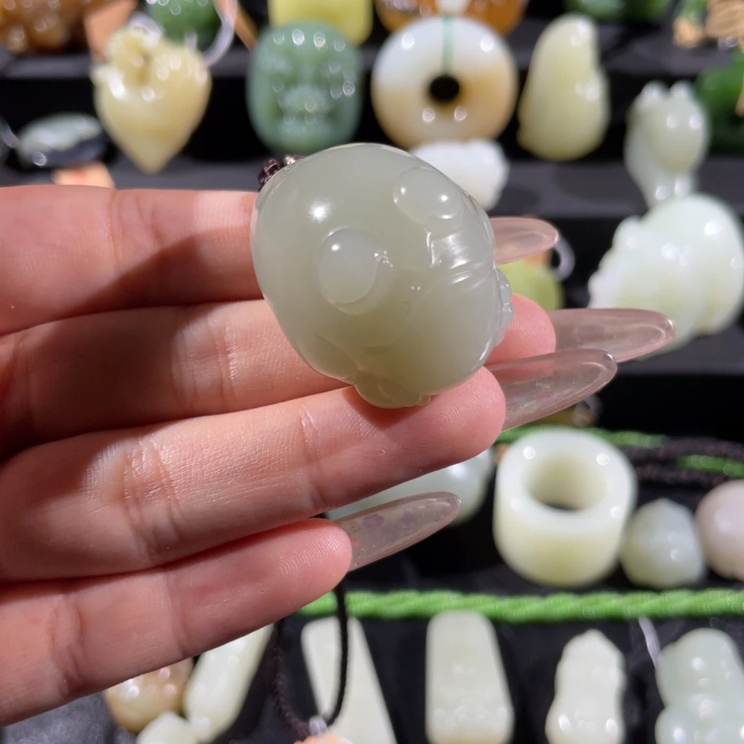 未镶嵌和田玉把件