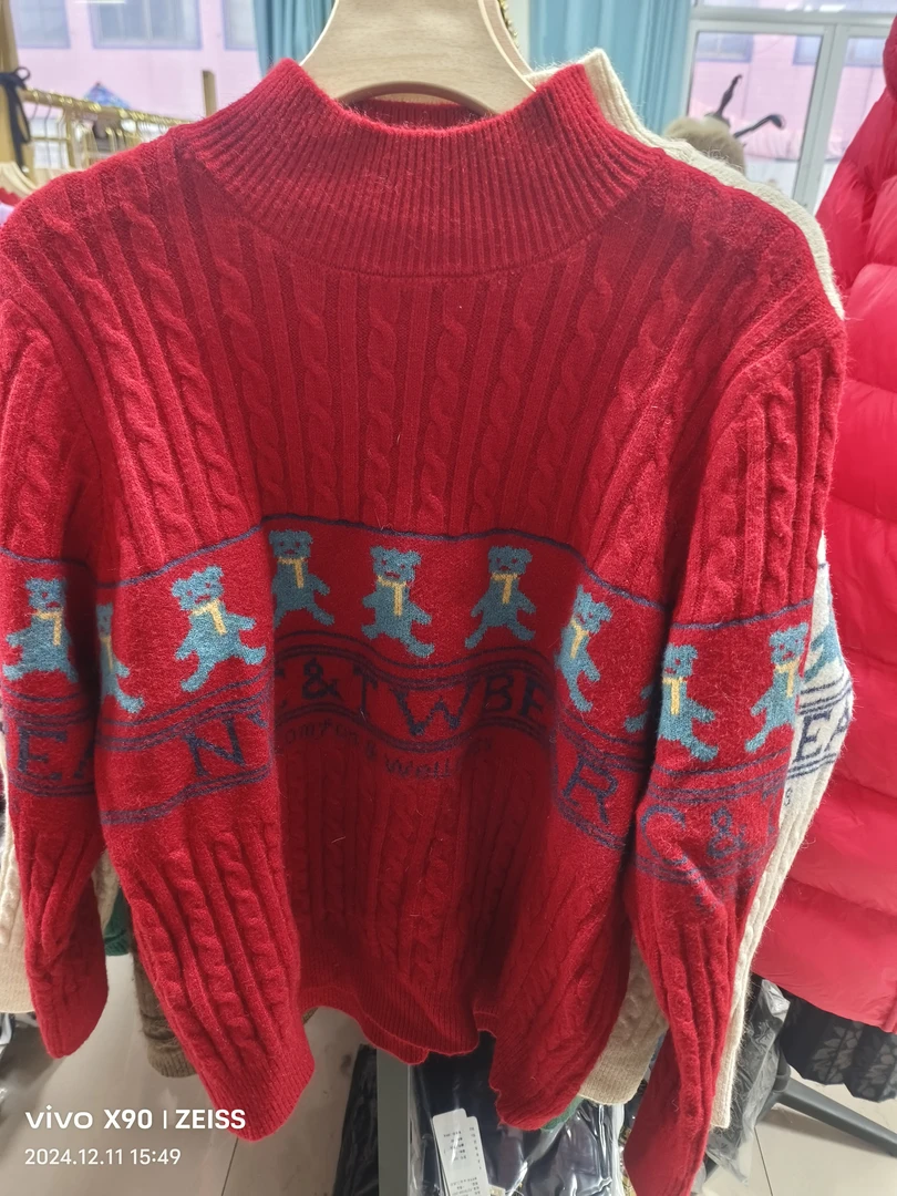 和尚哥推荐高品熊气质红毛衣