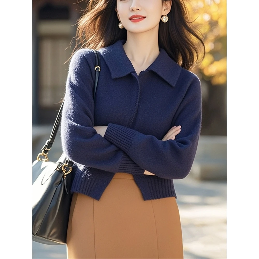 2024秋冷淡系独特别致上衣女款气质洋气设计感藏蓝色针织开衫外套