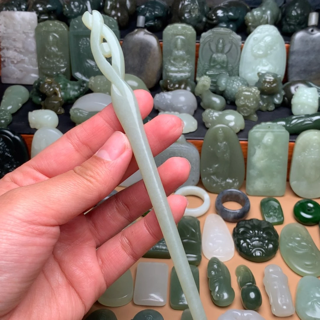 和田玉颈饰未镶嵌挂件35