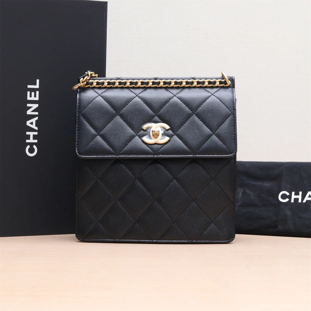 99新 Chanel/香奈儿 【双双活动】23A 手工坊 翻盖 双肩包芯片开