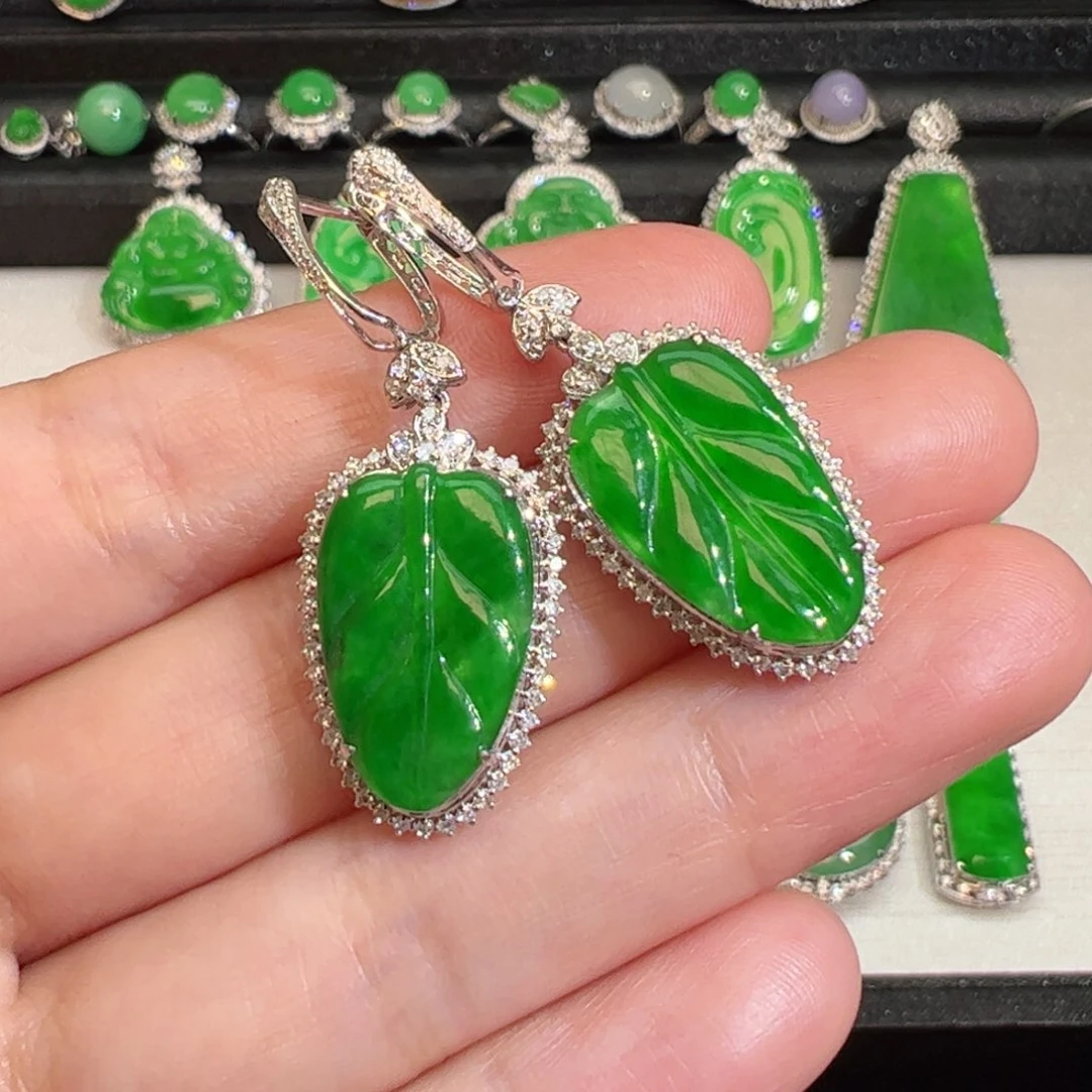 翡翠吊坠(不含链)18K金镶嵌耳饰