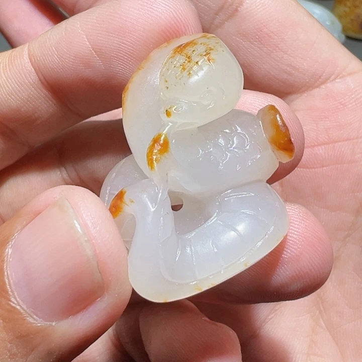 颈饰未镶嵌和田玉行*