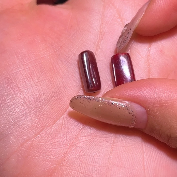 ༺***༻天然辰砂桶珠一对