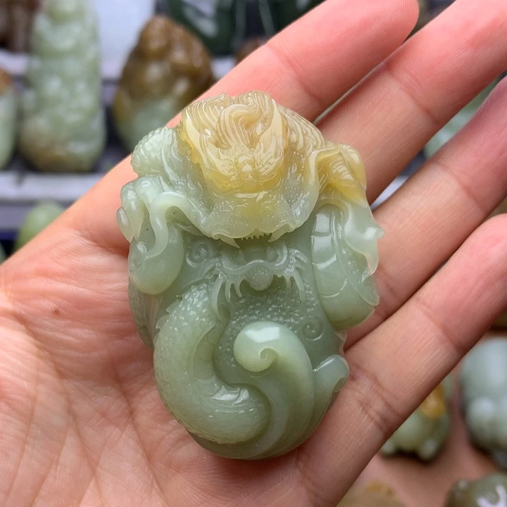 未镶嵌和田玉把件