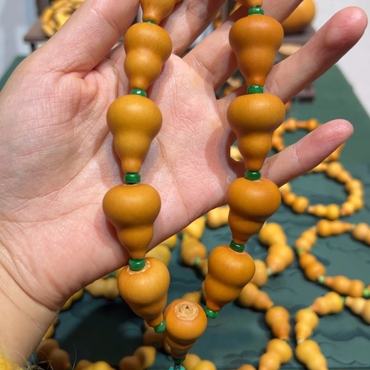 仗****草里金精品葫芦手持