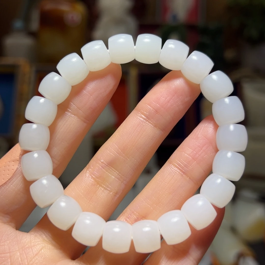 @***拿和田玉未镶嵌挂件