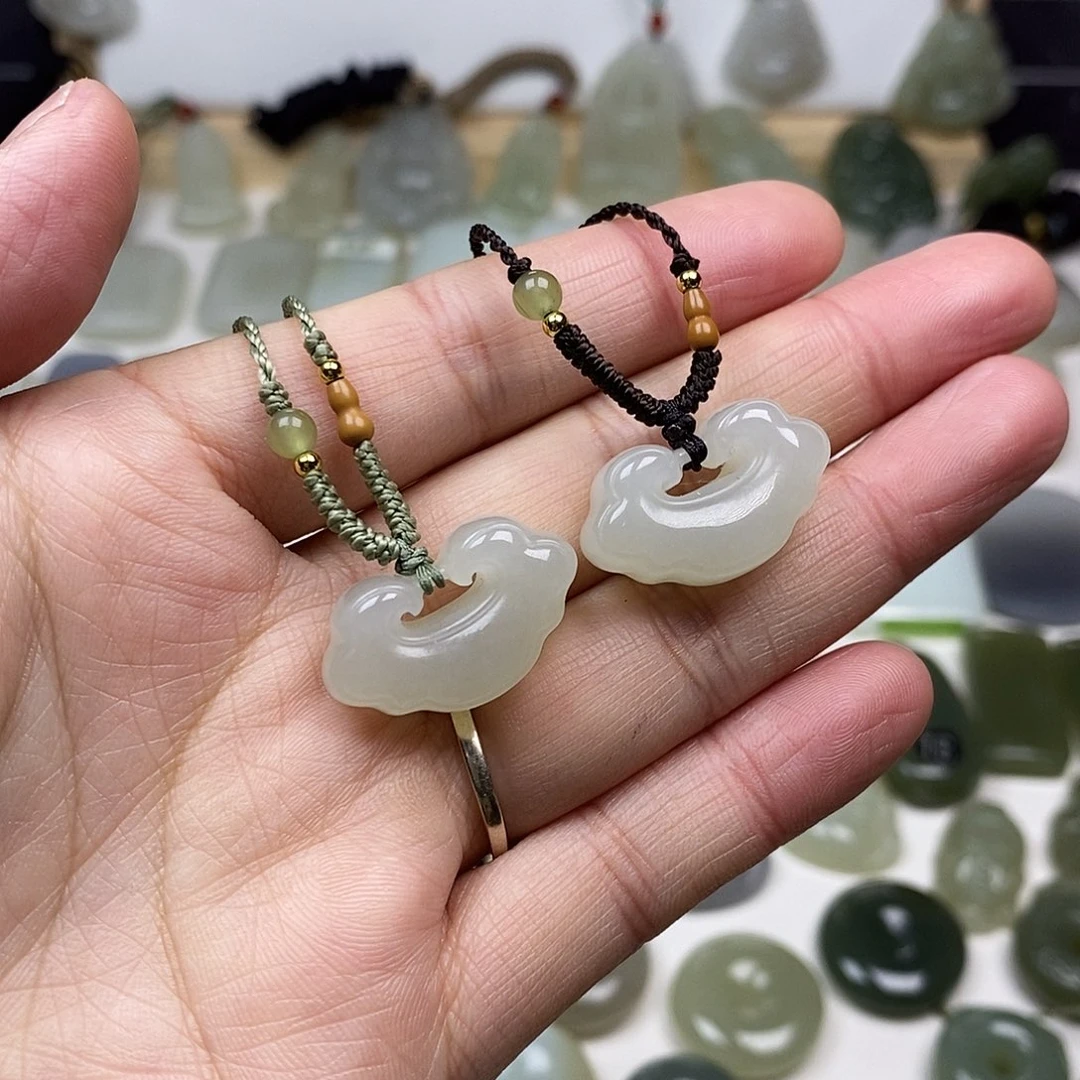 和田玉未镶嵌颈饰25mm平安锁多样性发1件