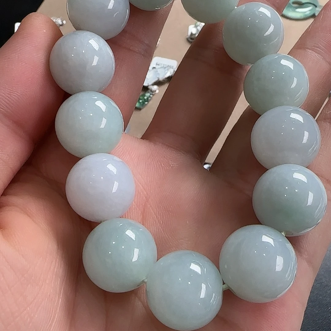 翡翠未镶嵌颈饰