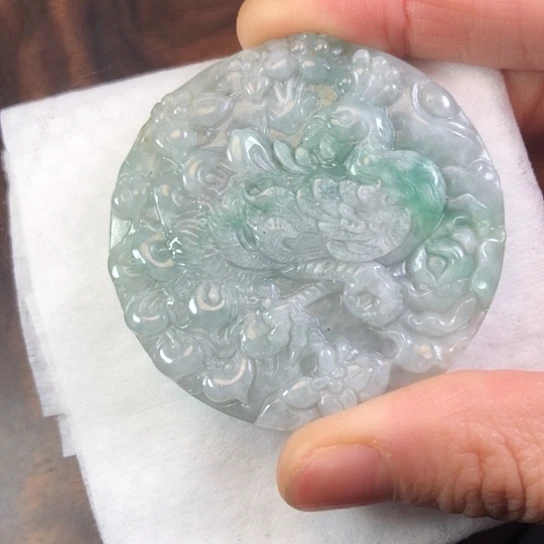 翡翠未镶嵌颈饰缅甸A货，每天下午1点半开播