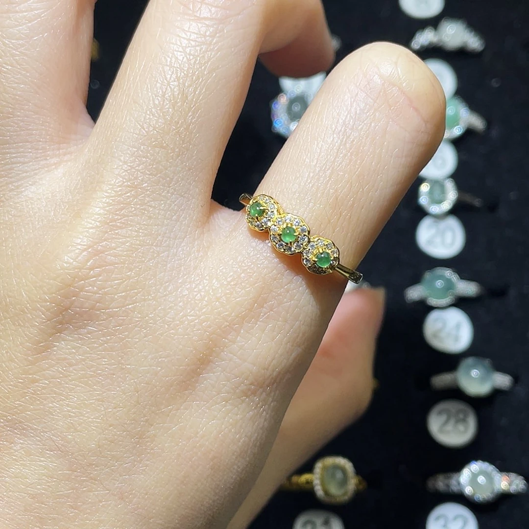 翡翠未镶嵌戒指戒指