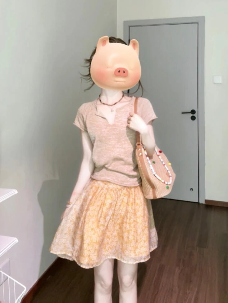 2025夏季新款韩系气质修身V领短袖上衣碎花半身裙短裙女两件套装